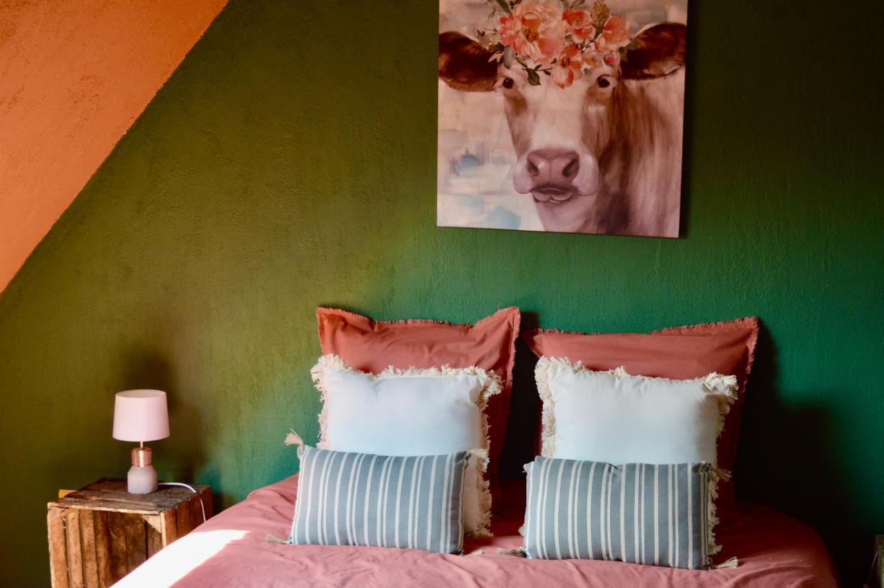 Isigny-le-Buat La Pichonniere B&B 외부 사진
