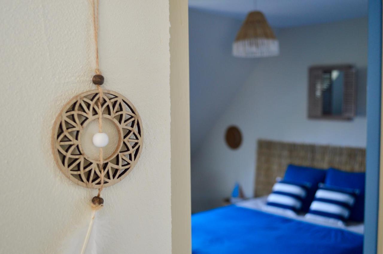 Isigny-le-Buat La Pichonniere B&B 외부 사진